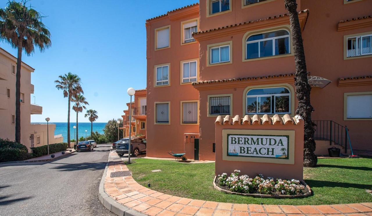 Fantastic Beachfront Apartment Estepona Dış mekan fotoğraf